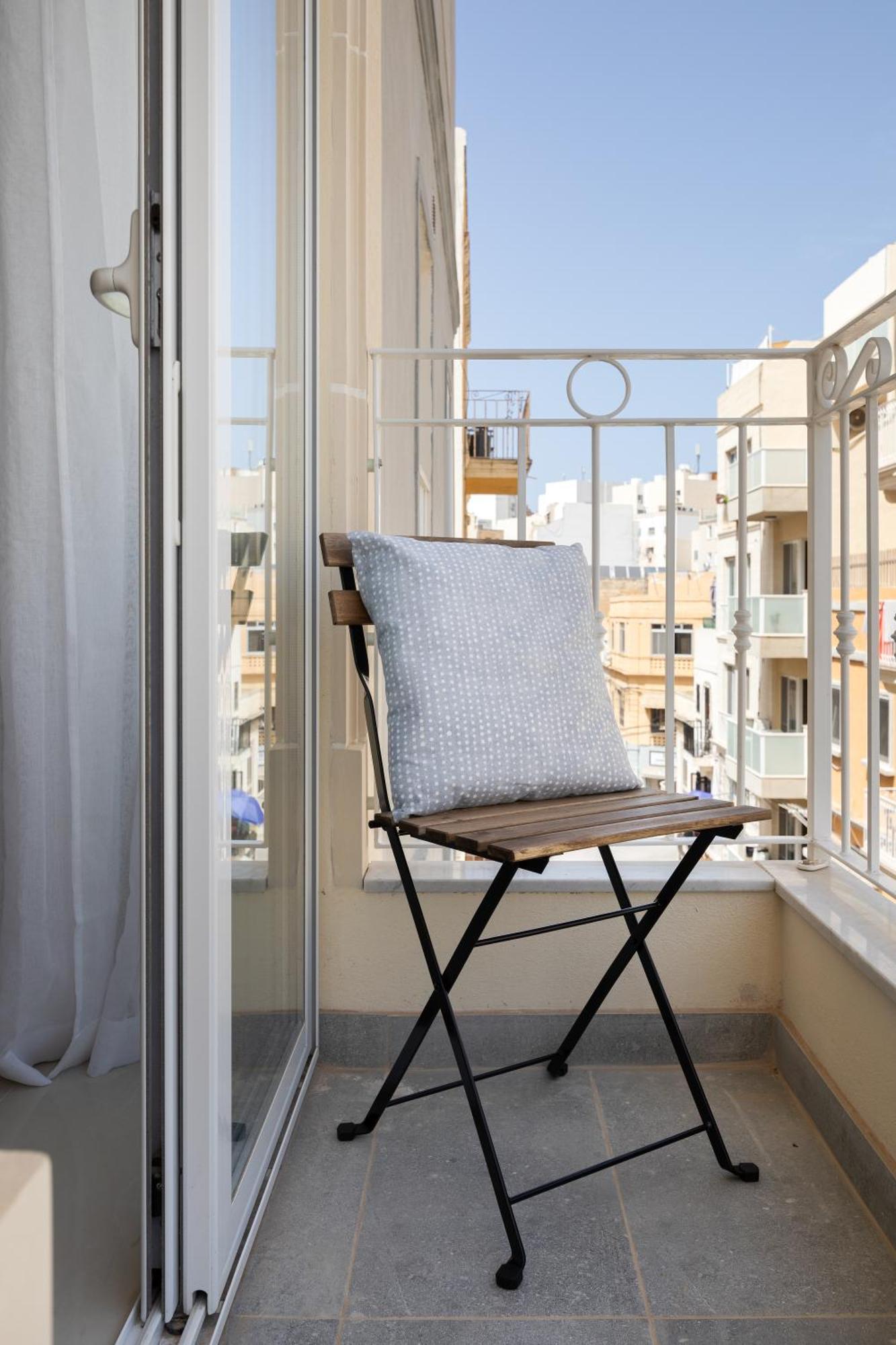 Edka Suites - Modern Sunlit 2Bd Apartments With Balconies - Close To Sliema Promenade, St Julian'S & St Georges Bay Gzira Экстерьер фото